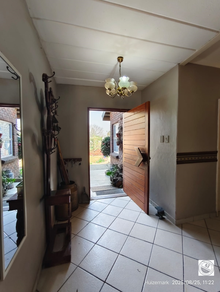4 Bedroom Property for Sale in Deneysville Free State